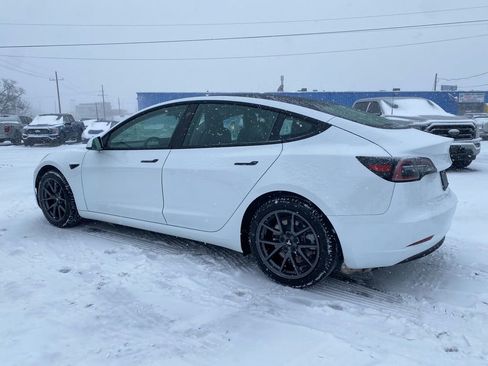 Used 2023 Tesla Model 3 Standard Range image 6