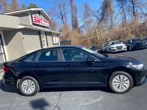 Used 2020 Volkswagen Jetta S image 5