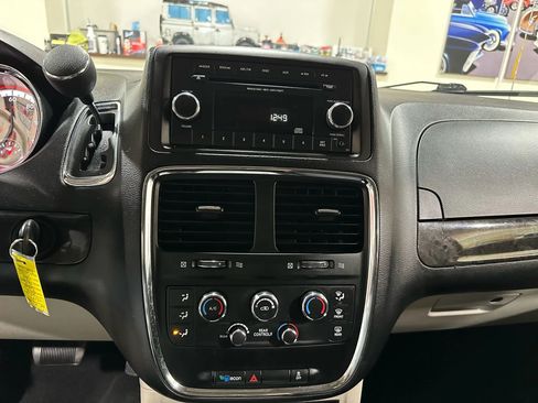 Used 2014 Dodge Grand Caravan SE w/ Quick Order Package 29E SE image 35