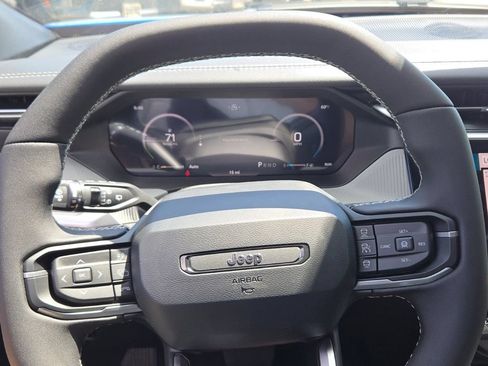 New 2026 Jeep Cherokee Laredo AWD/4WD image 31