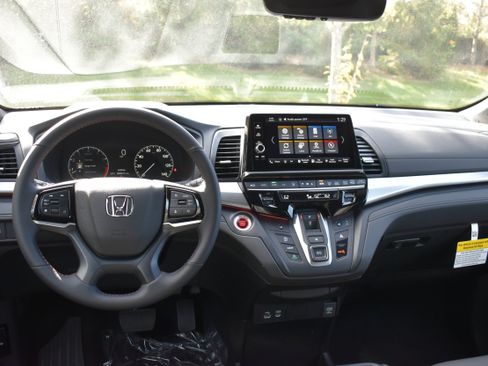 New 2026 Honda Odyssey Sport-L image 16
