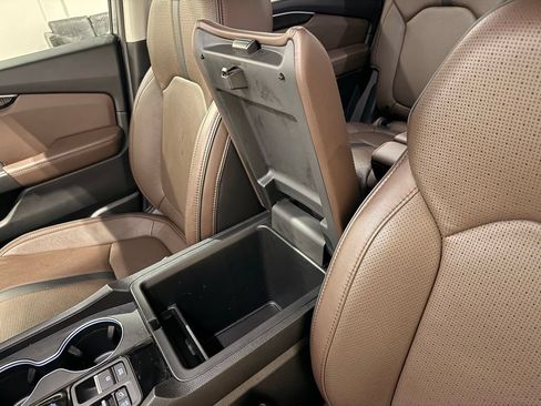 Used 2025 Honda Pilot Elite image 30