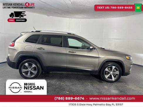 Used 2021 Jeep Cherokee Limited image 13