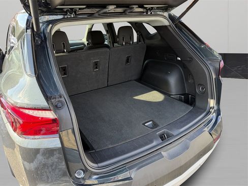 Used 2019 Chevrolet Blazer LT image 28