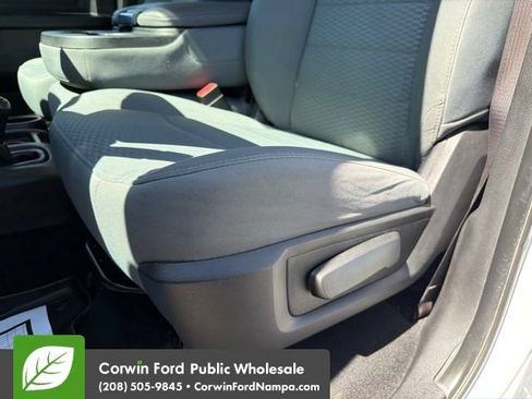 Used 2018 RAM 2500 Tradesman w/ Chrome Appearance Group AWD/4WD image 25