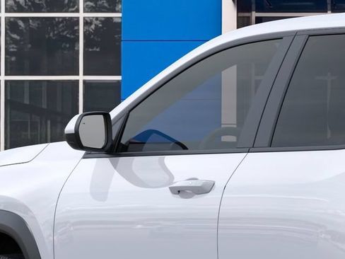 New 2026 Chevrolet Equinox LT w/ Convenience Package II AWD/4WD image 12
