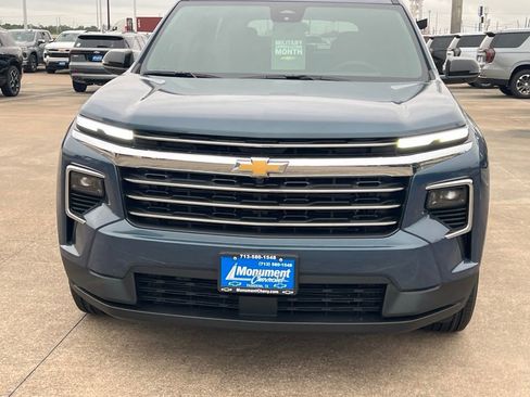 New 2026 Chevrolet Traverse LT FWD image 5