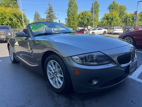 Used 2005 BMW Z4 2.5i RWD image 9