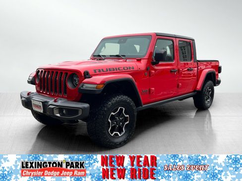 Used 2020 Jeep Gladiator Rubicon image 2