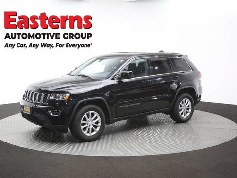 Used 2021 Jeep Grand Cherokee Laredo AWD/4WD image 59