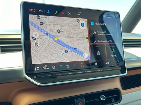 New 2025 Volkswagen ID. Buzz 1st Edition image 18