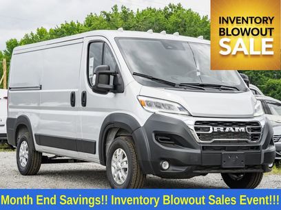 New 2025 RAM ProMaster 2500 w/ Quick Order Package 22G SLT