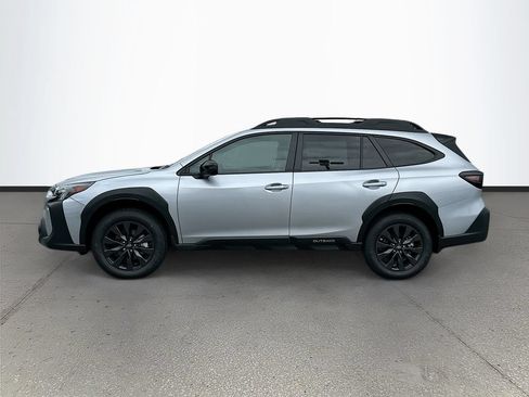 Certified 2025 Subaru Outback Onyx Edition AWD/4WD image 4