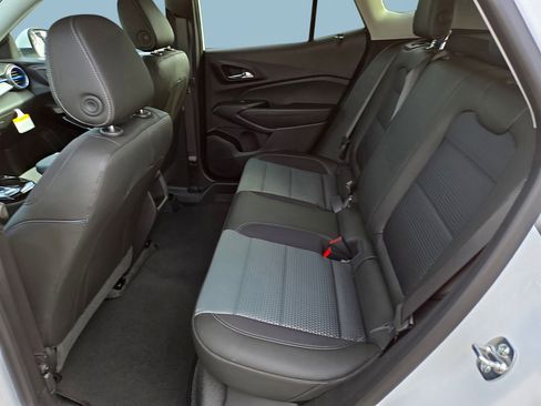 New 2026 Chevrolet Trax LT w/ Driver Confidence Package image 13