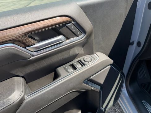 Used 2024 Chevrolet Silverado 1500 LT AWD/4WD image 18