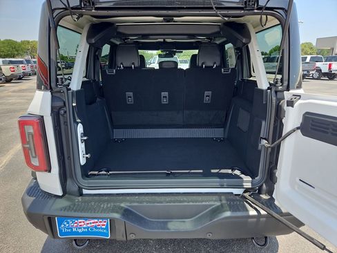New 2025 Ford Bronco Badlands image 18