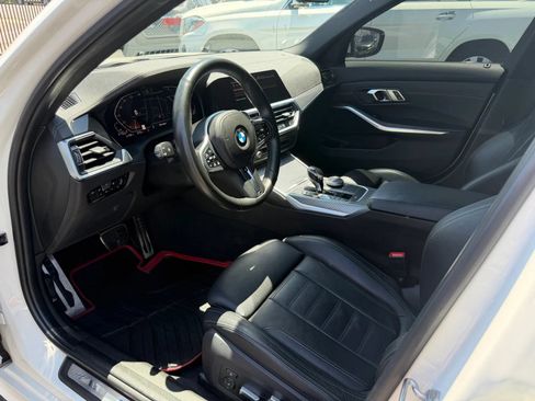Used 2019 BMW 330i Sedan w/ M Sport Package RWD image 29