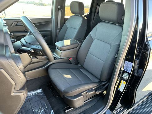 Used 2026 Chevrolet Colorado Trail Boss image 11