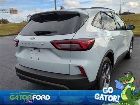 Used 2025 Ford Escape ST-Line image 5