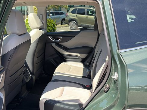 Used 2023 Subaru Forester Limited AWD/4WD image 25