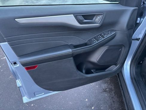 Used 2022 Ford Escape SE w/ Convenience Package image 23