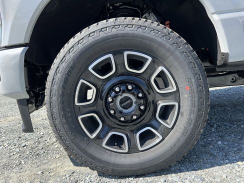 New 2026 Ford F250 Platinum image 12