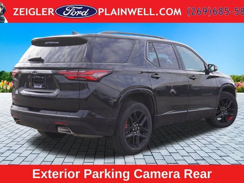 Used 2024 Chevrolet Traverse Premier w/ Redline Edition AWD/4WD image 9