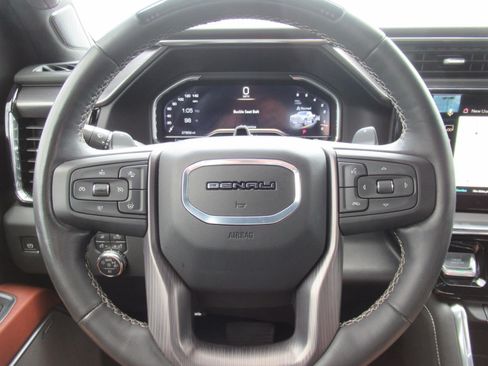 Used 2024 GMC Sierra 1500 Denali Ultimate AWD/4WD image 28
