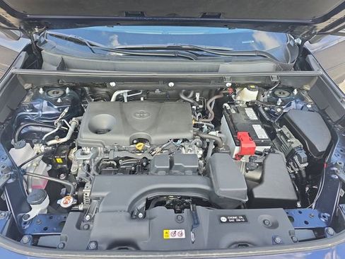 Certified 2025 Toyota RAV4 XLE image 31