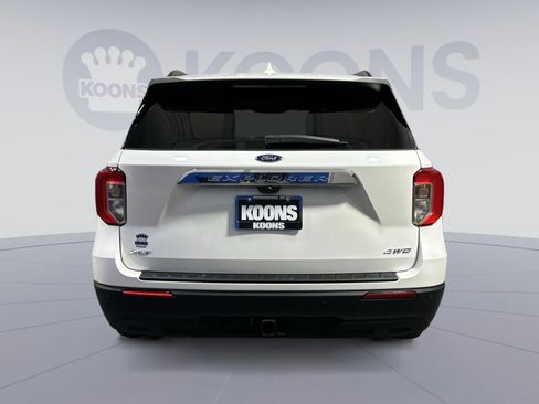 Used 2024 Ford Explorer XLT w/ Class IV Trailer Tow Package image 5