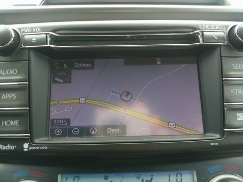 Used 2015 Toyota RAV4 Limited image 24