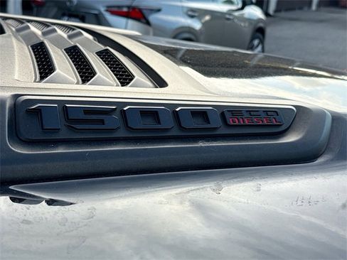 Used 2022 RAM 1500 Limited image 11