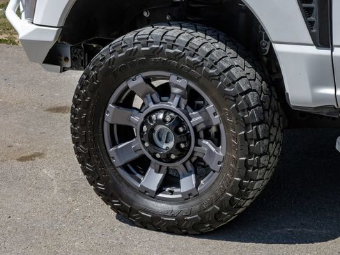 Used 2024 Ford F250 Lariat w/ Lariat Ultimate Package AWD/4WD image 63