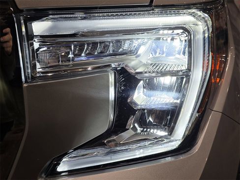 Used 2019 GMC Sierra 1500 SLT image 31