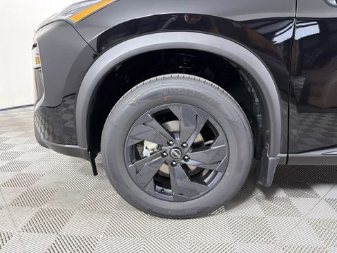 New 2026 Nissan Rogue SV AWD/4WD image 10