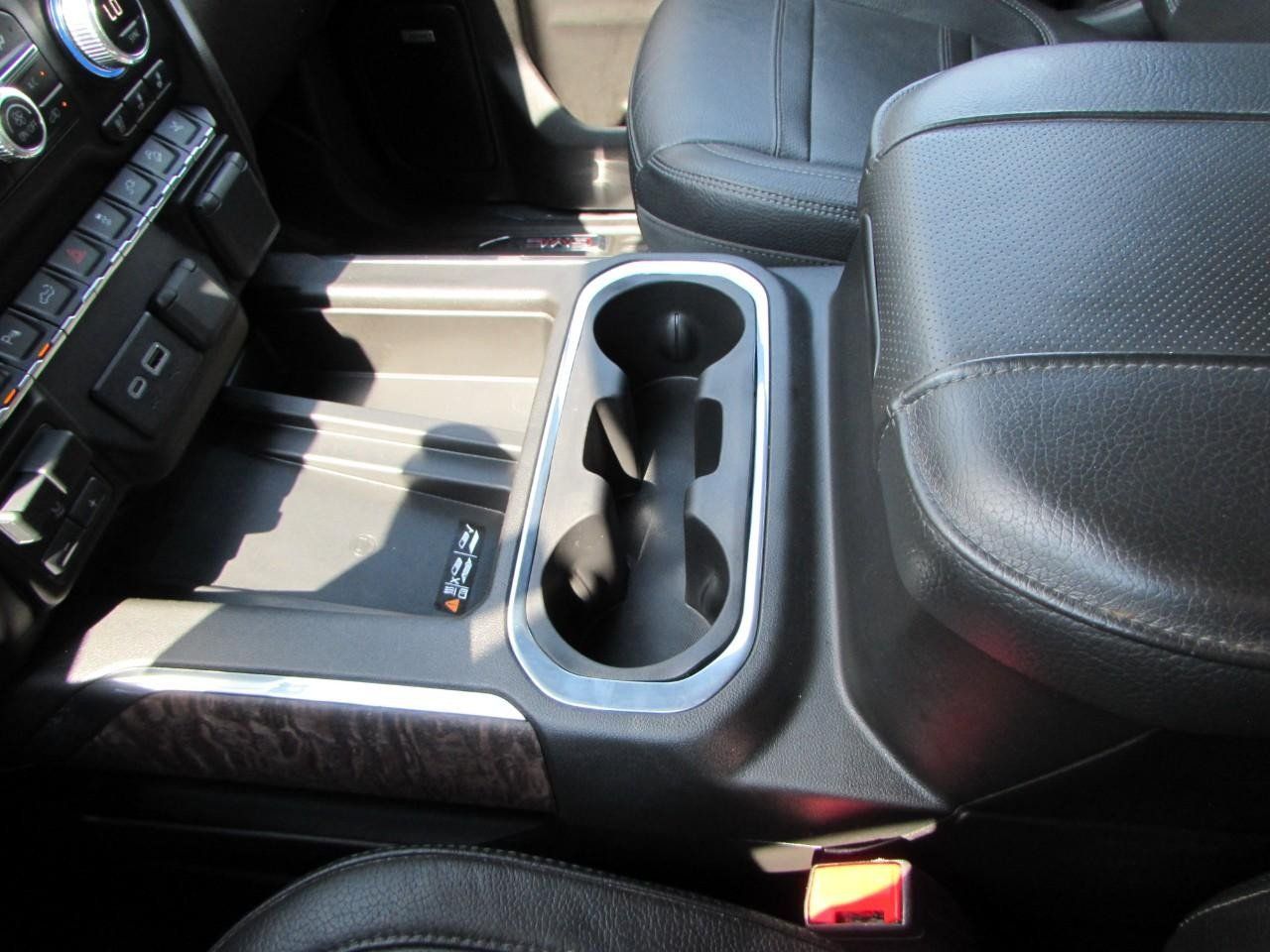 Used 2023 GMC Sierra 3500 Denali w/ Denali Black Diamond Edition AWD/4WD image 32