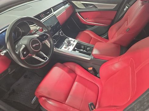 Used 2022 Jaguar XF R-Dynamic SE AWD/4WD image 19