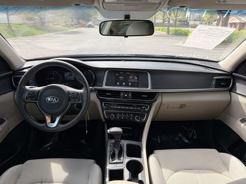 Used 2018 Kia Optima LX FWD image 18