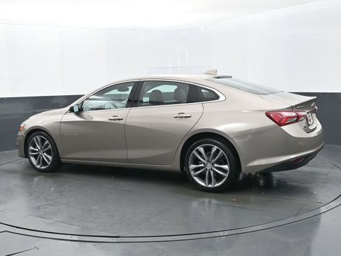 Used 2024 Chevrolet Malibu LT image 3