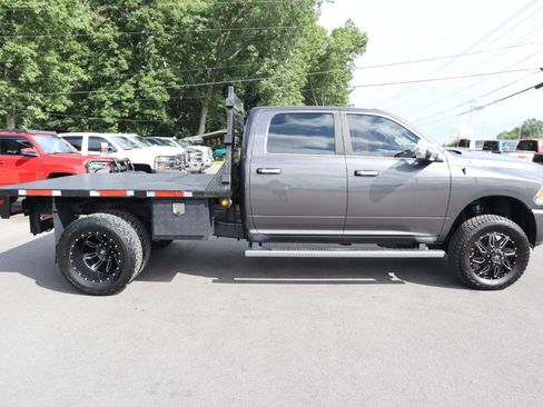 Used 2018 RAM 3500 Laramie Longhorn AWD/4WD image 4