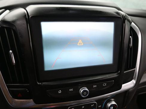 Used 2019 Chevrolet Traverse LT image 21
