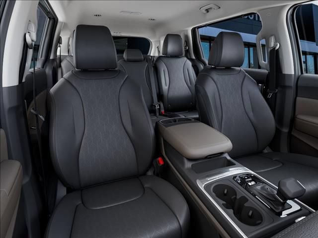 New 2027 Kia Carnival EX FWD image 15
