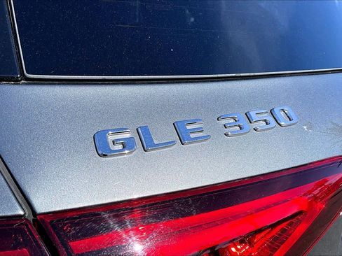 Used 2023 Mercedes-Benz GLE 350 4MATIC image 9