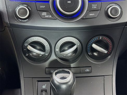 Used 2012 MAZDA MAZDA3 i Grand Touring w/ Tech Pkg image 15