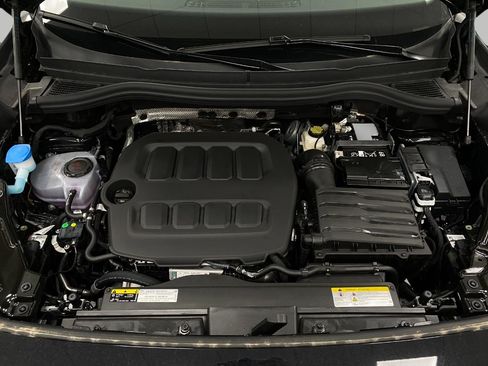 New 2026 Volkswagen Tiguan SE AWD/4WD image 11