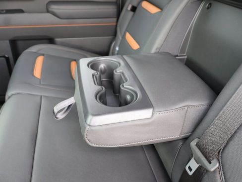 New 2026 GMC Sierra 1500 AT4 w/ AT4 Premium Package image 31