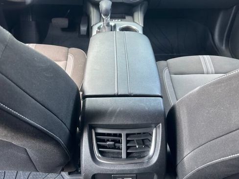 Used 2024 Chevrolet Blazer LT w/ Convenience Package FWD image 8