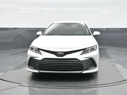 Certified 2023 Toyota Camry LE FWD image 3