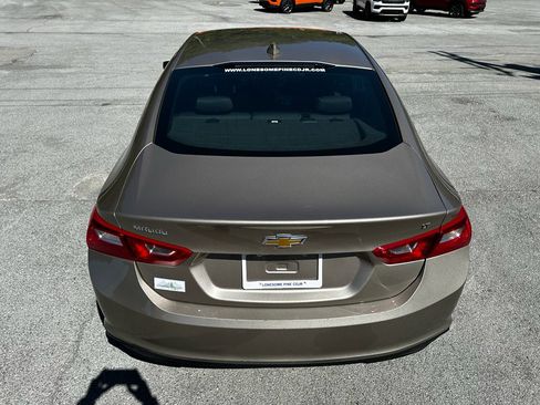 Used 2023 Chevrolet Malibu LT FWD image 4