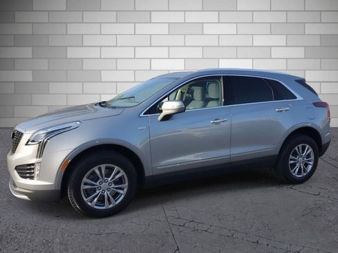 Used 2023 Cadillac XT5 Premium Luxury w/ LPO, Floor Liner Package FWD image 2